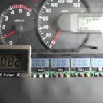 キャンピングカー　サブバッテリー　電流計